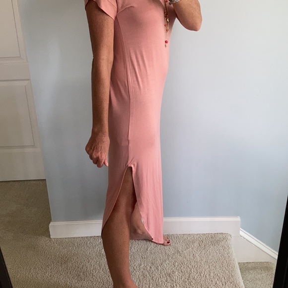 Blush Side Slit Midi Dress - Picture 6 of 9